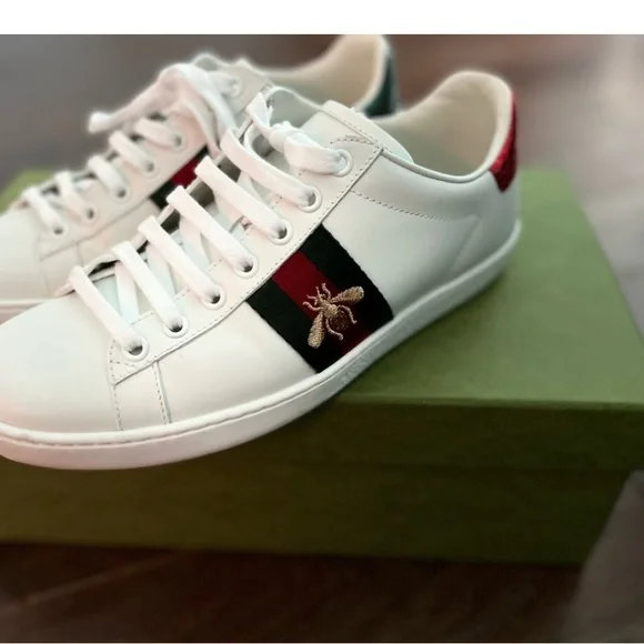 Gucci ACE Women’s sneaker 7 1/2 European size. 8 1/2 USA. Like knew - Picture 4 of 4